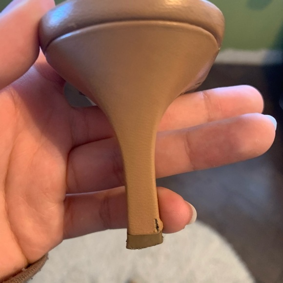 90’s Guess Kitten Sandals - Picture 5 of 5